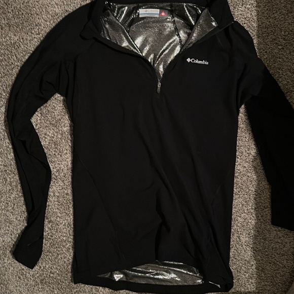 Columbia Tops - Columbia size large